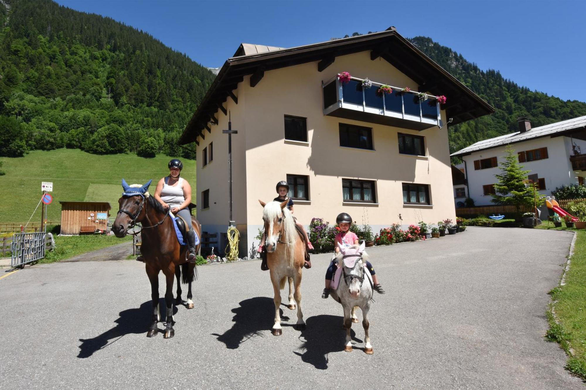 Landhaus Juritsch Klosterle am Arlberg Eksteriør bilde
